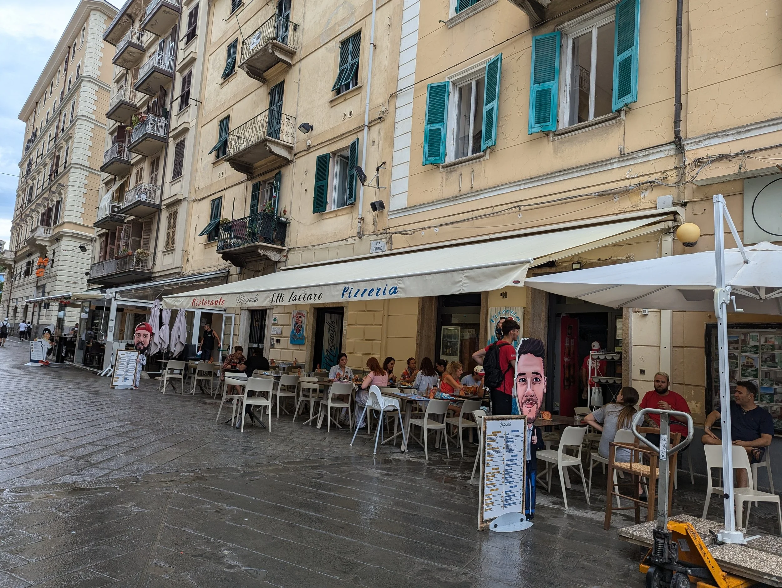 La Spezia streets and cafes